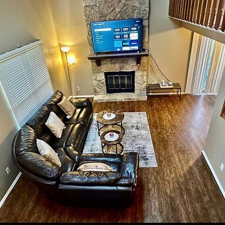 Apartamento The Cozy Townhouse Wpafb & Wsu Fairborn Exterior foto