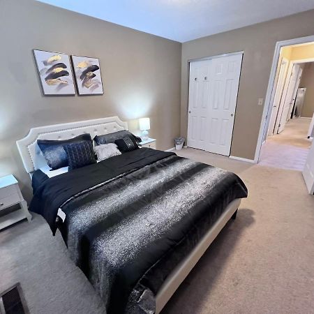 Apartamento The Cozy Townhouse Wpafb & Wsu Fairborn Exterior foto